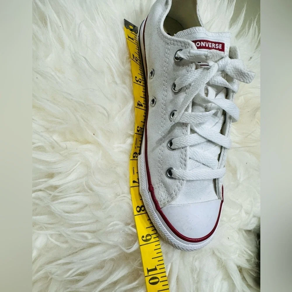 Converse white kids